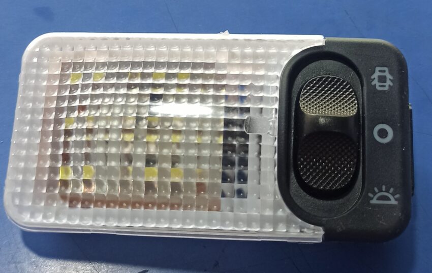 چراغ سقف SMD سفيدپژو 206 پاسيکو